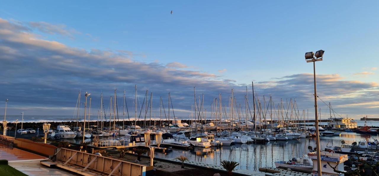 Residence De Standing La Pecherie Spacieux T3 Comme Un Cocon Familial Vue Mer Et Sur L'Avant Port Sur Le Bout Du Bout De Cap D'Agde Seule Cap En Occitanie エクステリア 写真