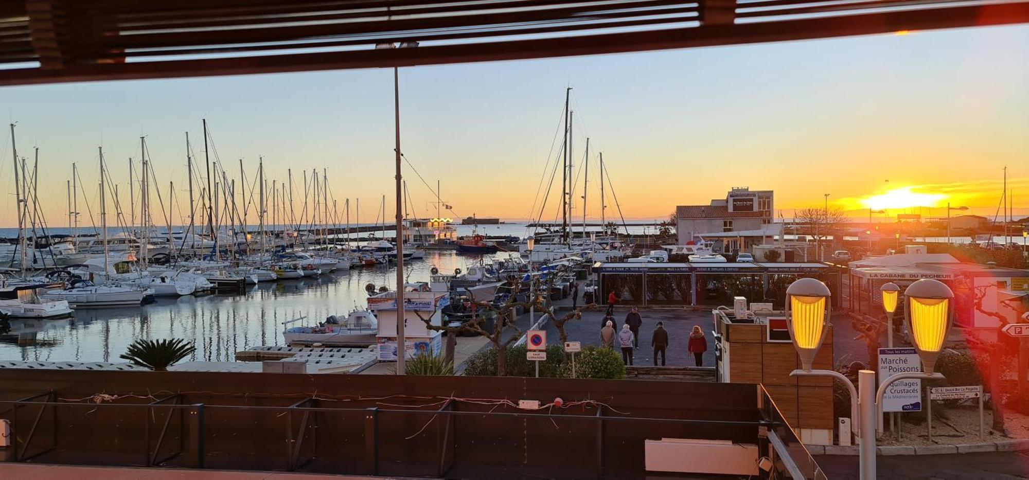 Residence De Standing La Pecherie Spacieux T3 Comme Un Cocon Familial Vue Mer Et Sur L'Avant Port Sur Le Bout Du Bout De Cap D'Agde Seule Cap En Occitanie エクステリア 写真