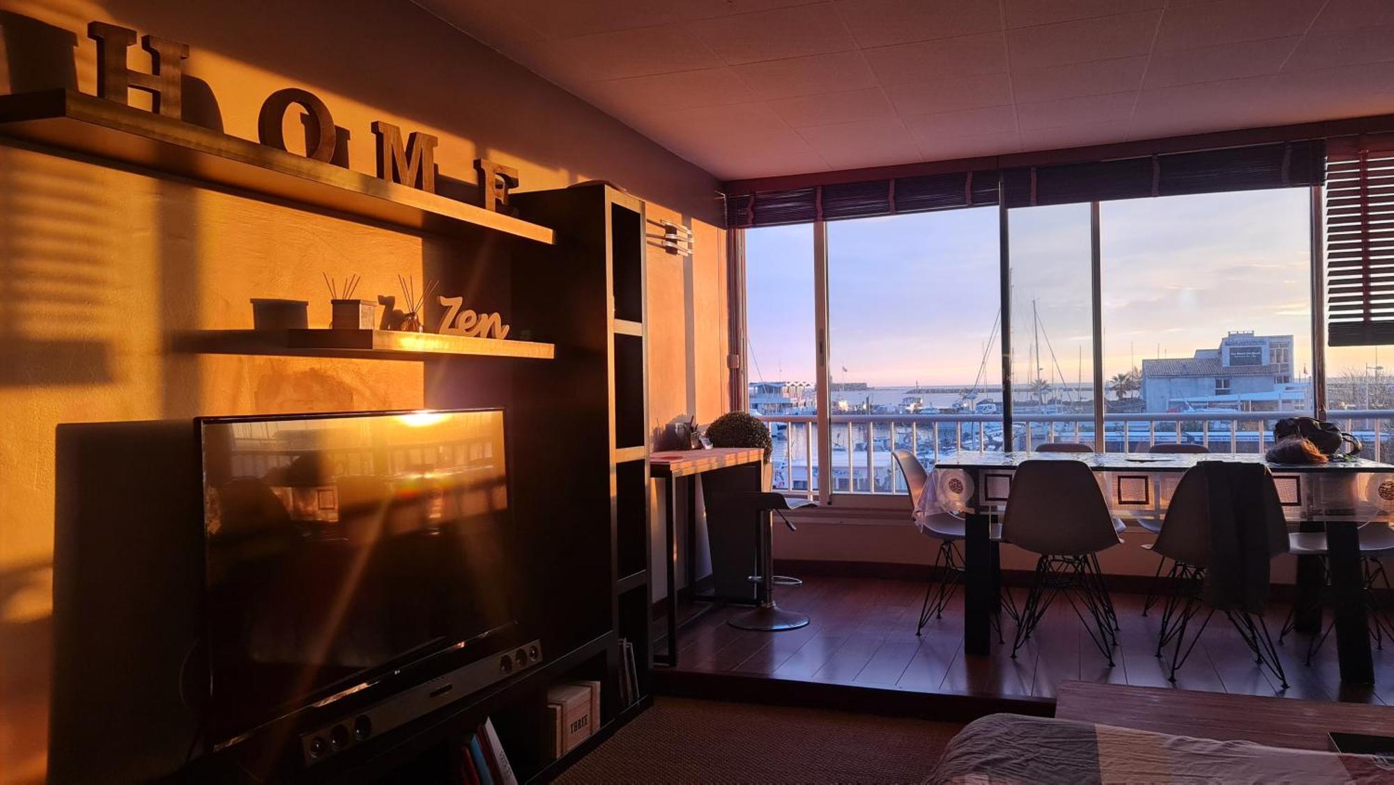 Residence De Standing La Pecherie Spacieux T3 Comme Un Cocon Familial Vue Mer Et Sur L'Avant Port Sur Le Bout Du Bout De Cap D'Agde Seule Cap En Occitanie エクステリア 写真